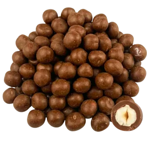 Blanched hazelnuts in milk chocolate